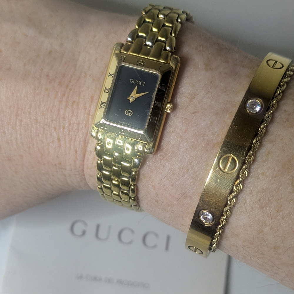 Vintage Gucci 4200L Watch